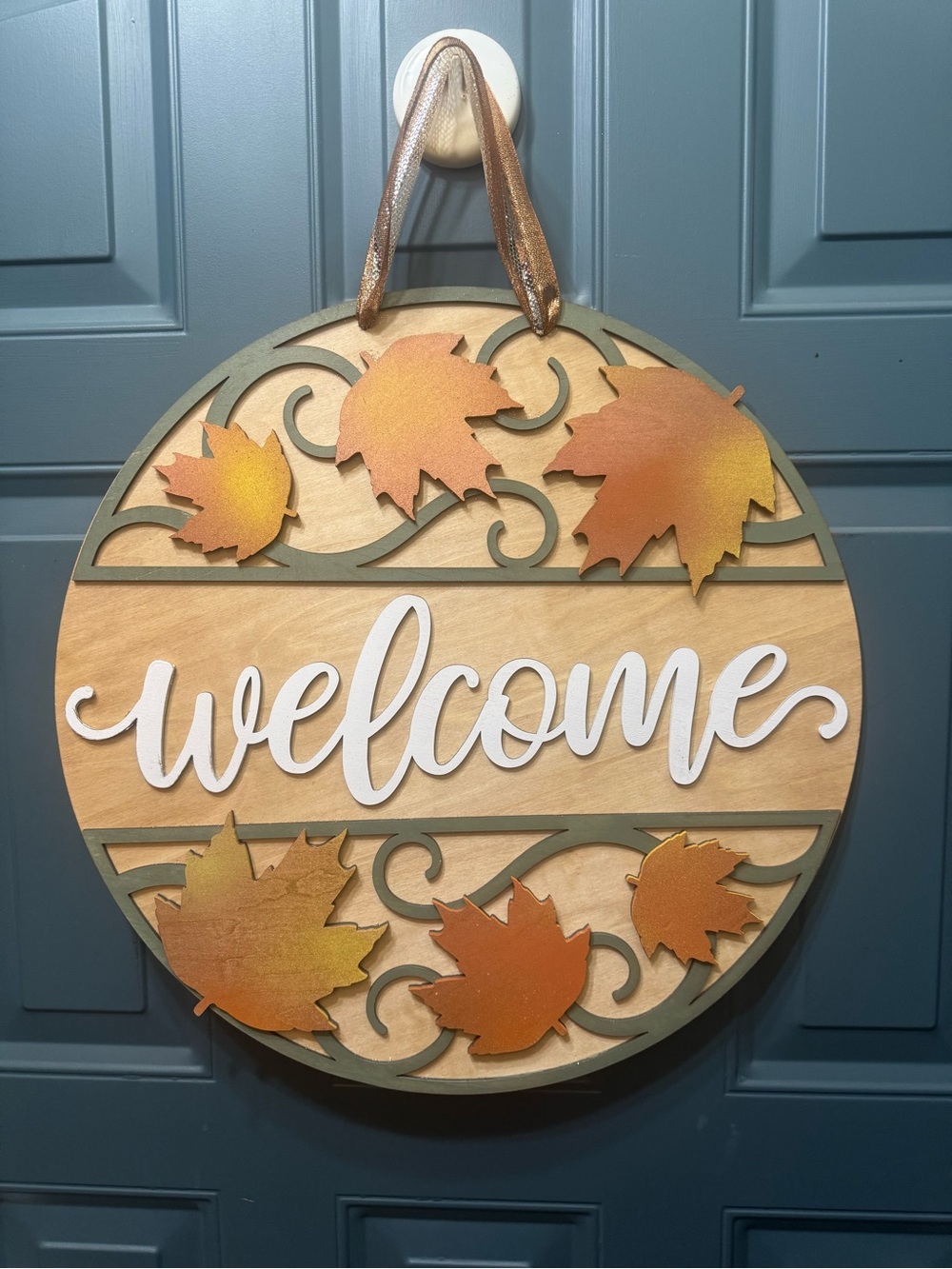 18” Round Fall Welcome Door Sign with 3D Leaf Accents
